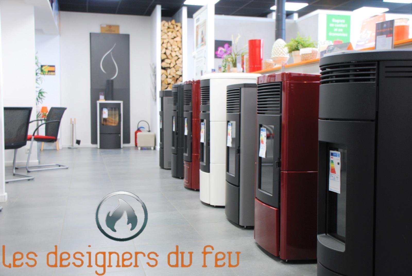 Intérieur du showroom Les Designers du Feu à Gainneville — vue 2